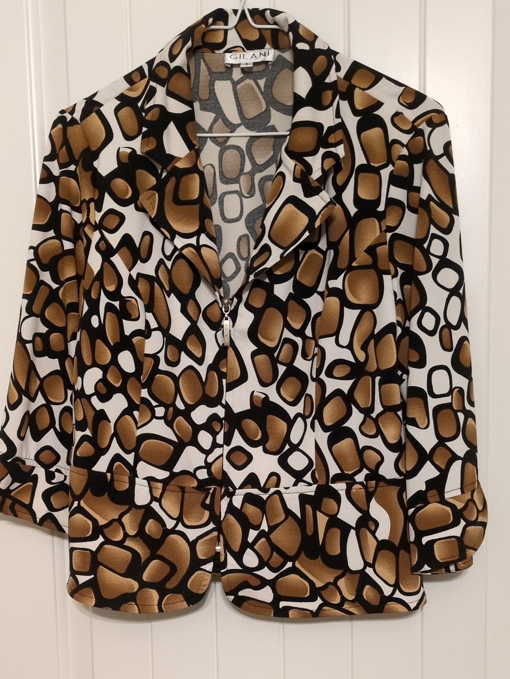 Brown & Black Abstract Print Zip-Front Button-Down Shirt